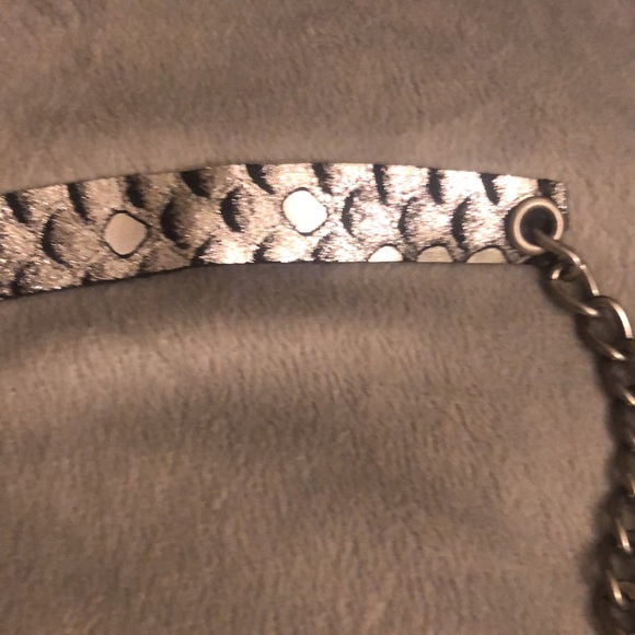Leather meteorite choker - Picture 6 of 8